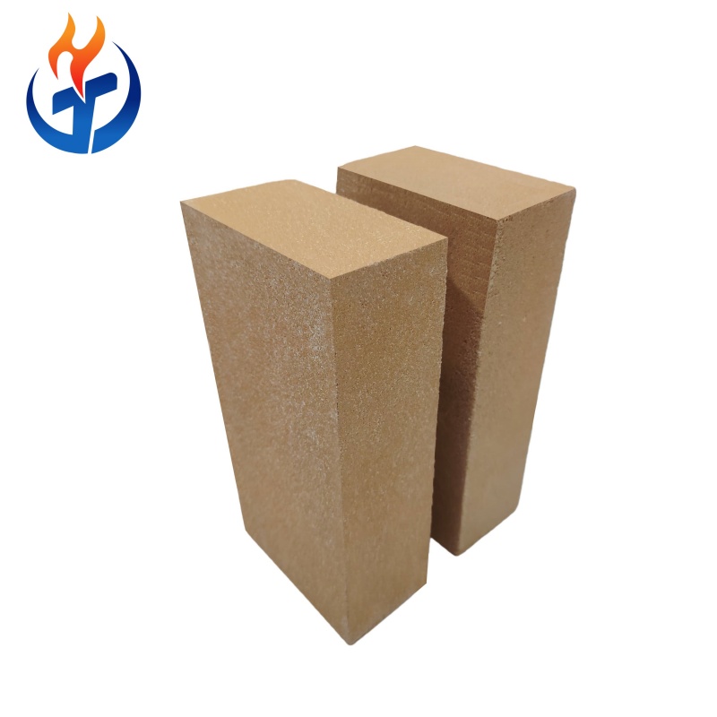Шамотные теплоизоляционные кирпичи