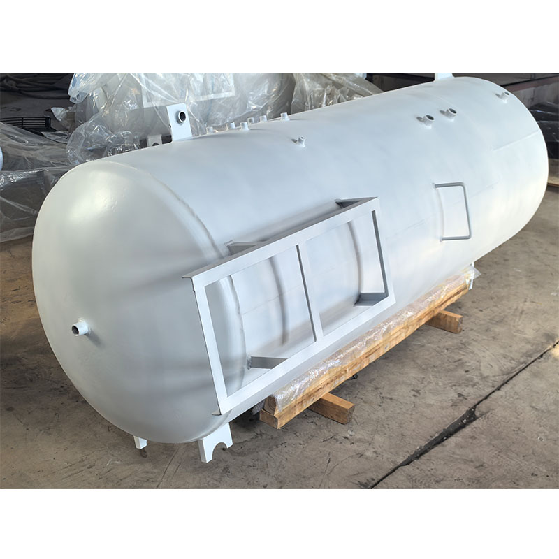 MT3700 Бак гидравлический 83769C