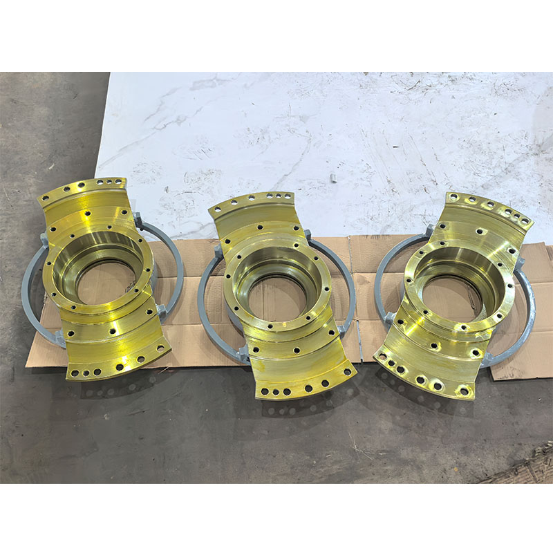 MT3700 Корпус подшипника передний 20047052