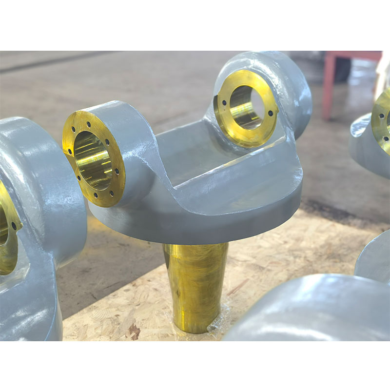 MT3700 Поворотный кулак 82832F