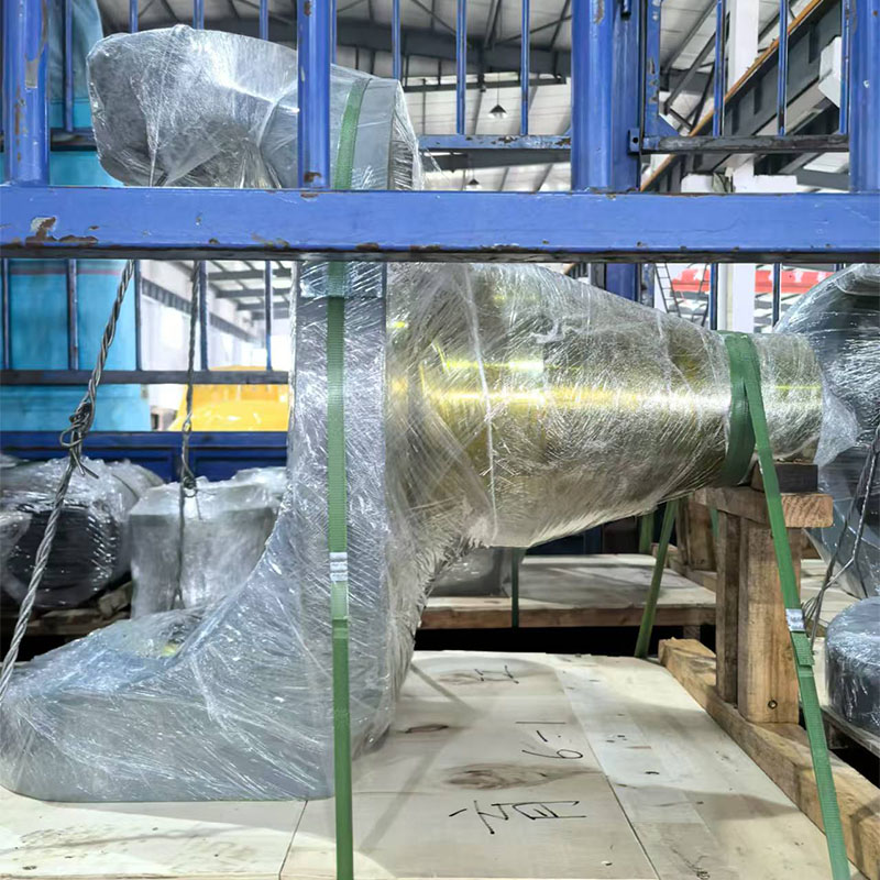 MT4400 Поворотный кулак UR83632J, UR83632C