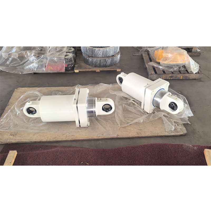 Терекс TR100 Цилиндр задней подвески в сборе 15353320, 9079698