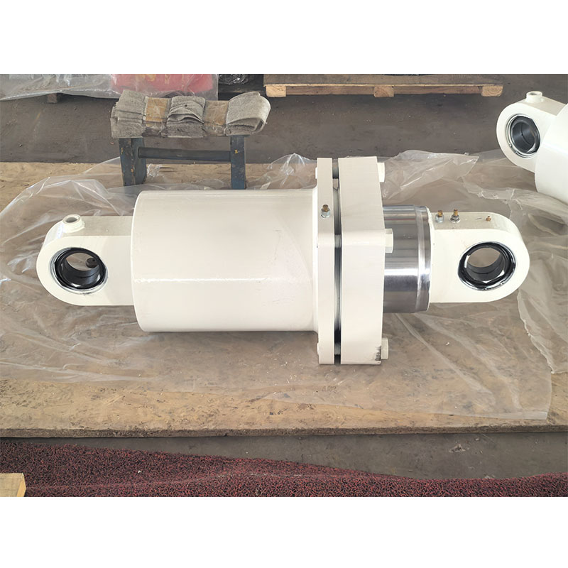 Терекс TR100 Цилиндр задней подвески в сборе 15353320, 9079698