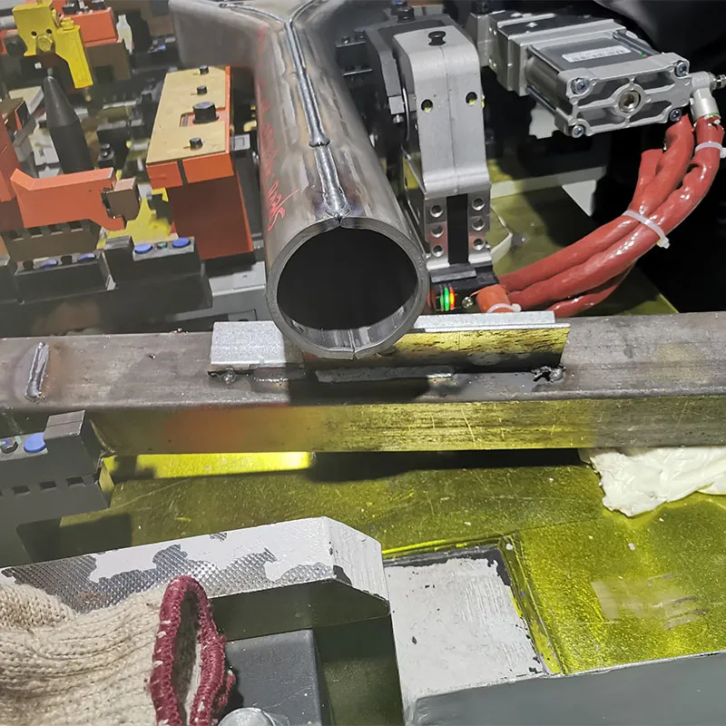 Автоматическое сварочное оборудование для автомобильных шасси