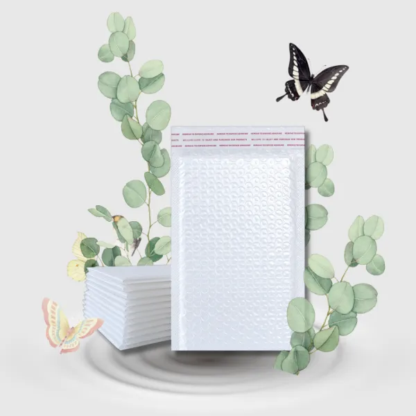 Как выбрать конверты с пузырчатой пленкой для доставки одежды?