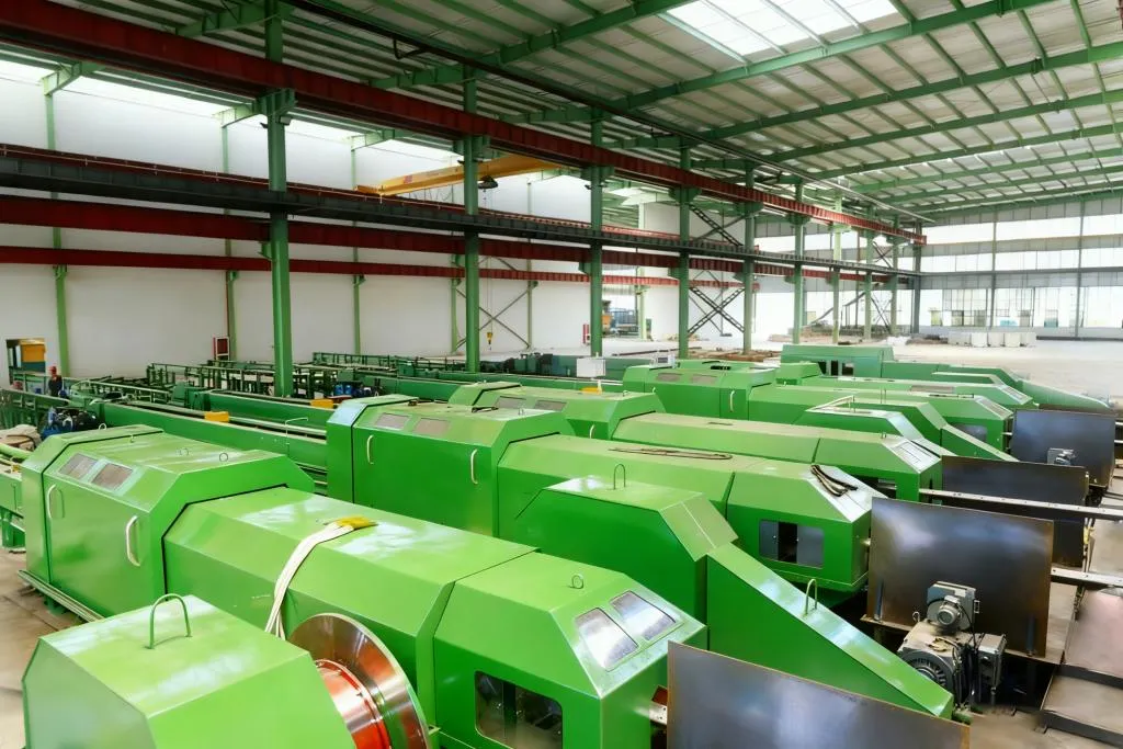 Полностью сервоприводной прокатный стан для холодной прокатки труб