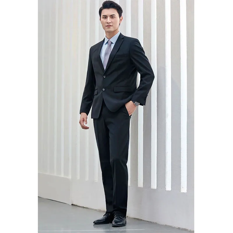 Костюм с длинными рукавами