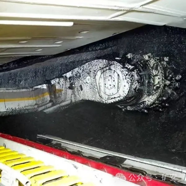 Технология комплексной механизированной выемки в тонких угольных пластах