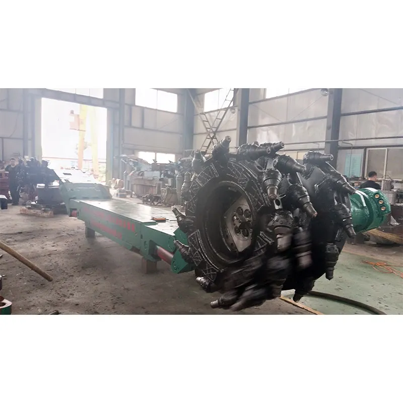 Угольный комбайн с переменно-токовой электровлекущей передачей типа MG132-322-BWD (2FCK)