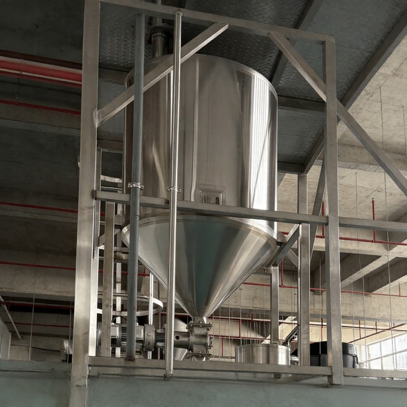 Промежуточный бункер для сои