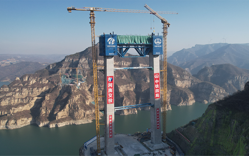 Анкерный опорный блок моста Цзисинь через Хуанхэ