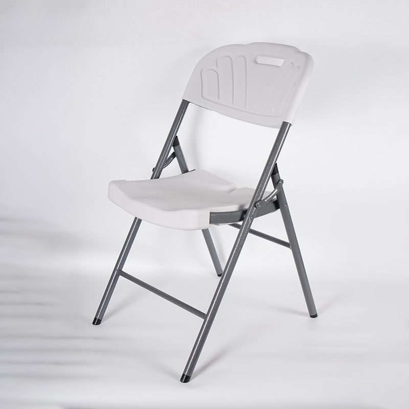 Удобно и практично! Складные стулья из полиэтилена высокой плотности (HDPE) от нашей компании открывают новые возможности для использования на открытом воздухе и в коммерческих помещениях