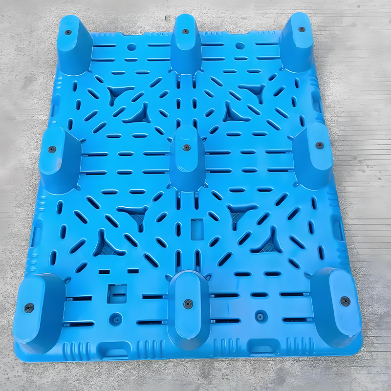 Девятиугольный поддон методом выдувного формования