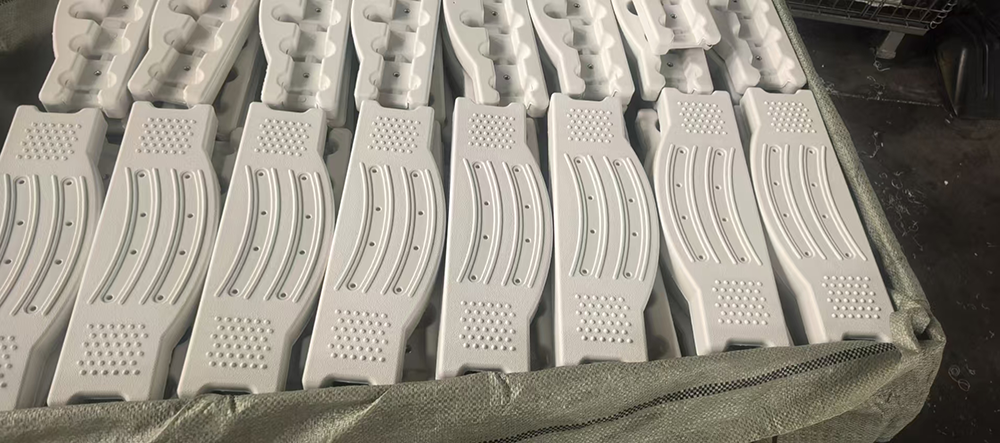Компания Jiexin Plastics недавно поставила на внутренний (1)