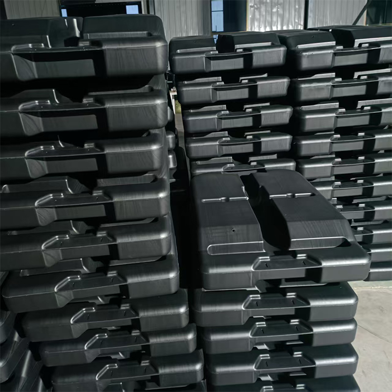 Основание из PE методом выдувного формования