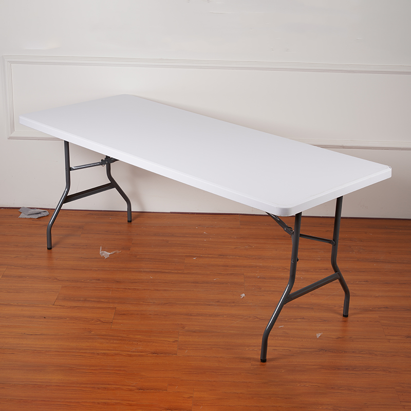 Складной прямоугольный стол для открытых пространств методом выдувного формования