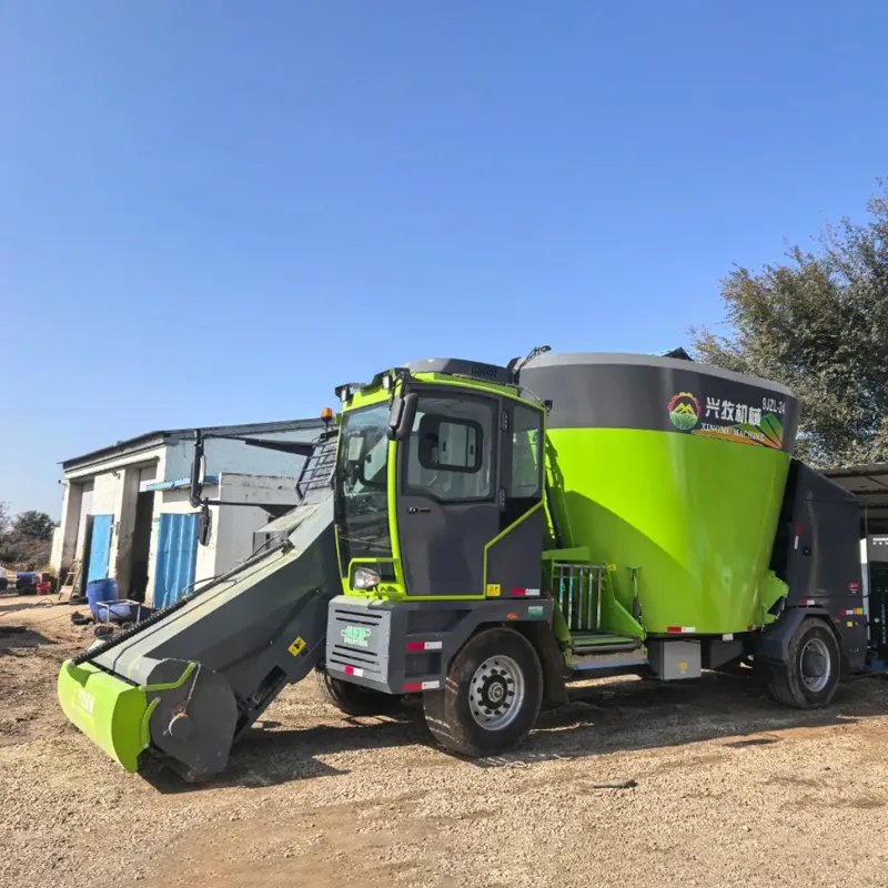 Иностранная делегация воскликнула: Не верится! Самоходный кормосмеситель на новых источниках энергии от Хайнань Синму открывает двери на глобальный рынок благодаря четырем ключевым преимуществам