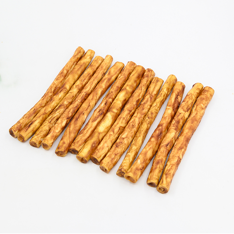 Говяжья палочка, покрытая паштетом из курицы и куриной печени