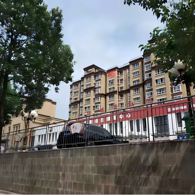 Крупный подземный паркинг площадью 80 000 м² в жилом комплексе Янтанган города Цзюйжун, Чжэньцзян