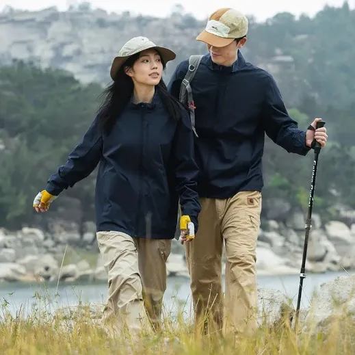 Для походов какой модный ветровке лучше отдать предпочтение?