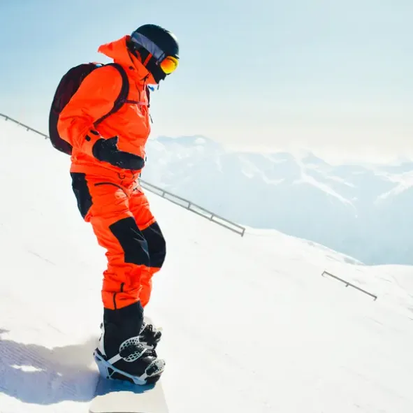 Функциональные дышащие и утепляющие материалы лыжного костюма