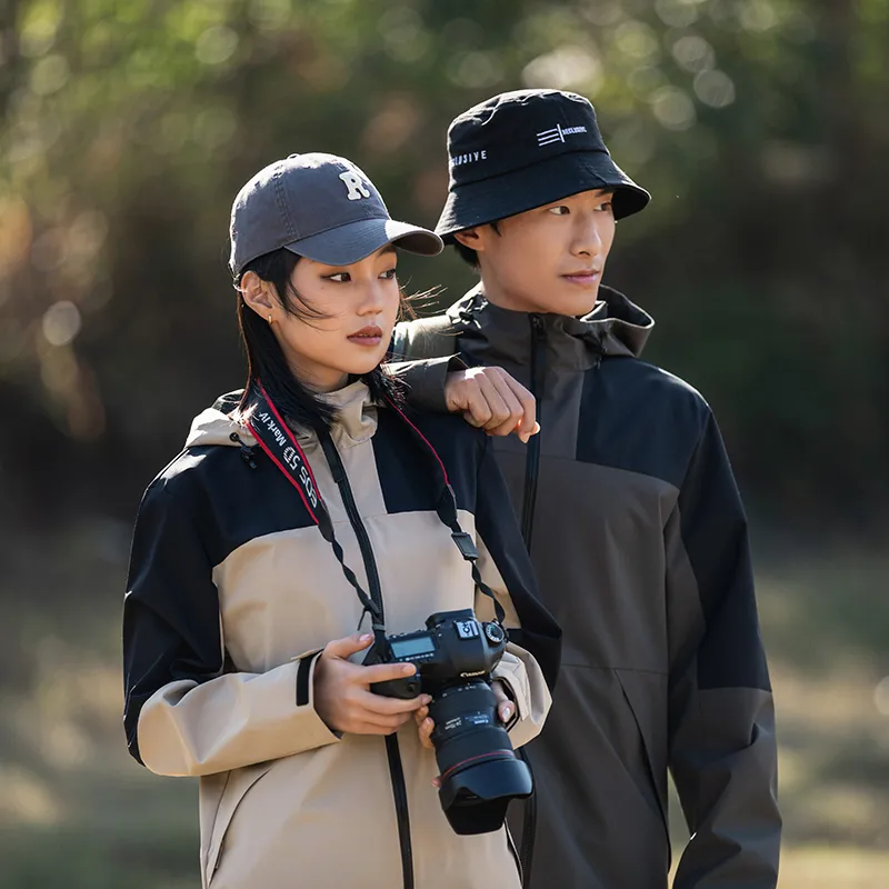 ветровка-туристическая-с-утеплённой-съёмной-подкладкой-и-влагозащитным-слоем-1-1