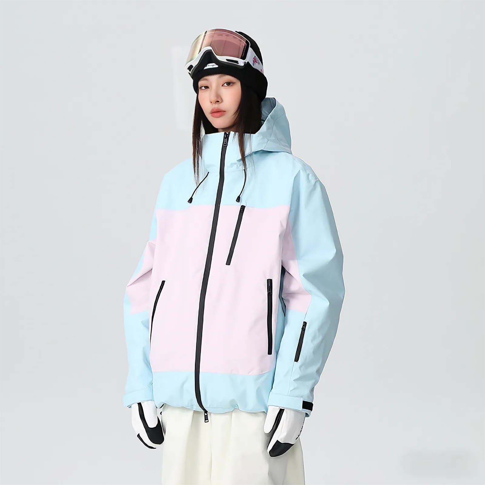 Ветрозащитная и теплая лыжная куртка