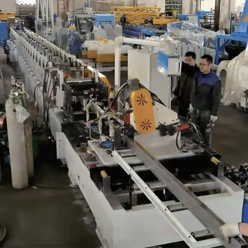 Оборудование для обработки серии профилей для стеллажей