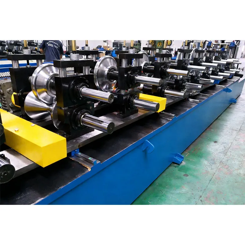 Оборудование для профилирования алюминиевых квадратных профилей