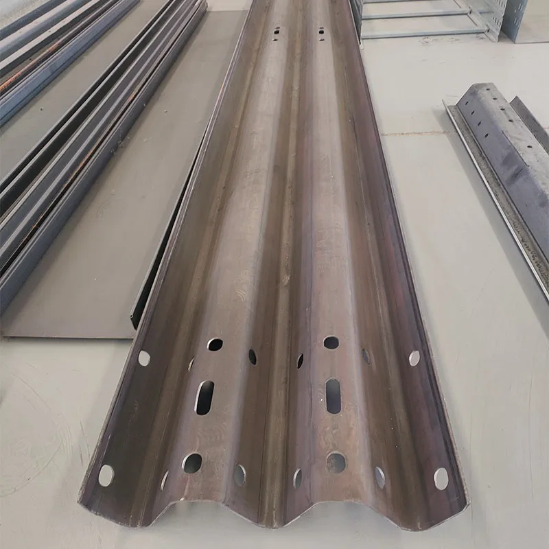 Оборудование для профилирования дорожных барьерных ограждений