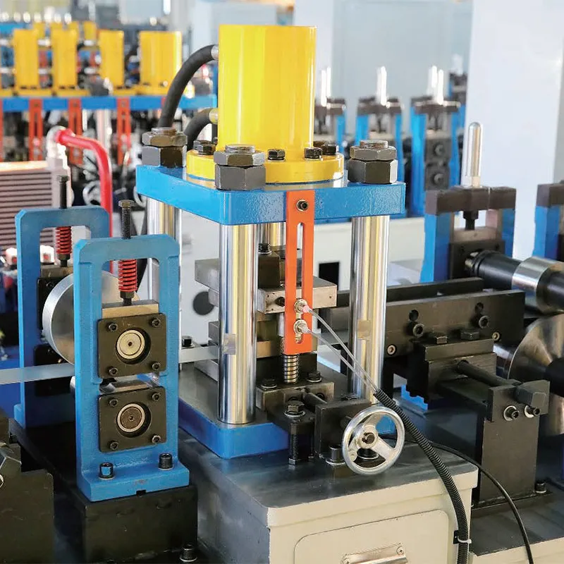 Оборудование серии профилей для клеточных батарей птицеводческих комплексов