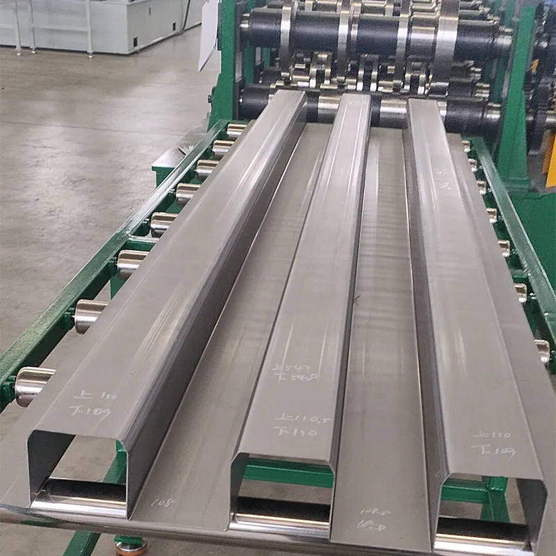 Станок для профилирования рамок контейнеров