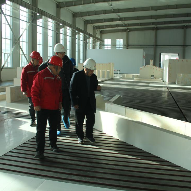 Укрепление сотрудничества и поиск путей совместного развития: компания Sichuan Chuanbo Technology Co. , Ltd. посетила компанию Inner Mongolia Yisheng New Materials Co., Ltd. для инспекции и обмена опытом.