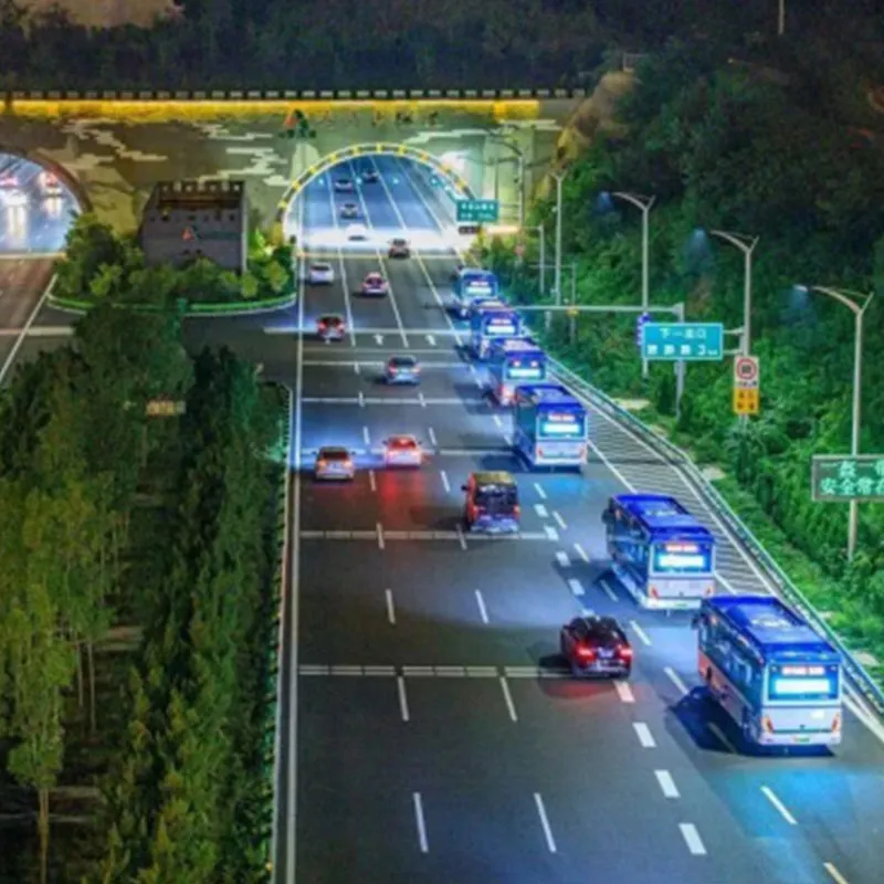 Сильные и слабые стороны автобусов Цзинань: двери Saide свидетельствуют о теплоте каждого путешествия