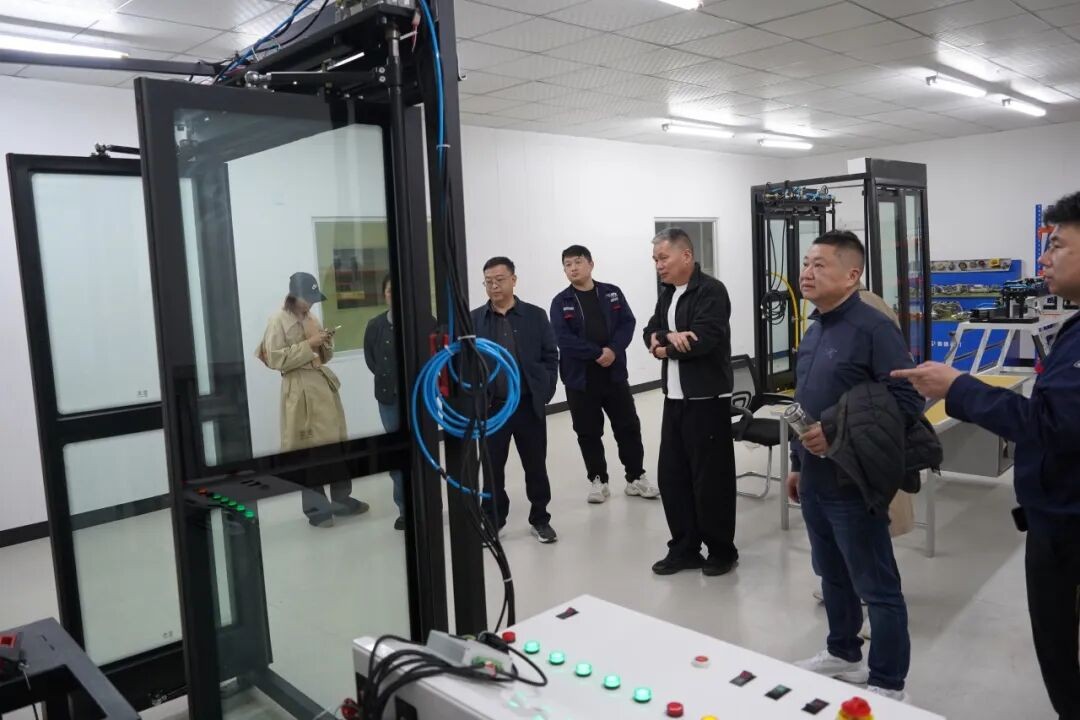 Дверные системы412 (5)