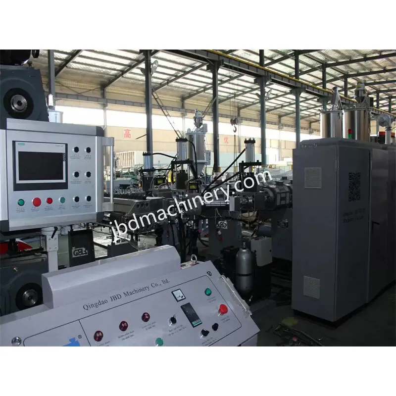 Линия для производства однослойных и многослойных соэкструзионных листов из ПЭ, ПП, АБС, ПС, ПММА, АСА, УПС