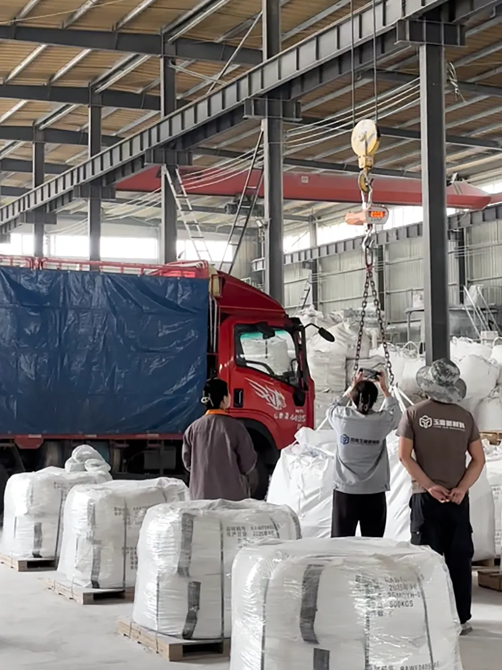 f99053f8-00ba-4f28-9a3e-f11723af2a9c